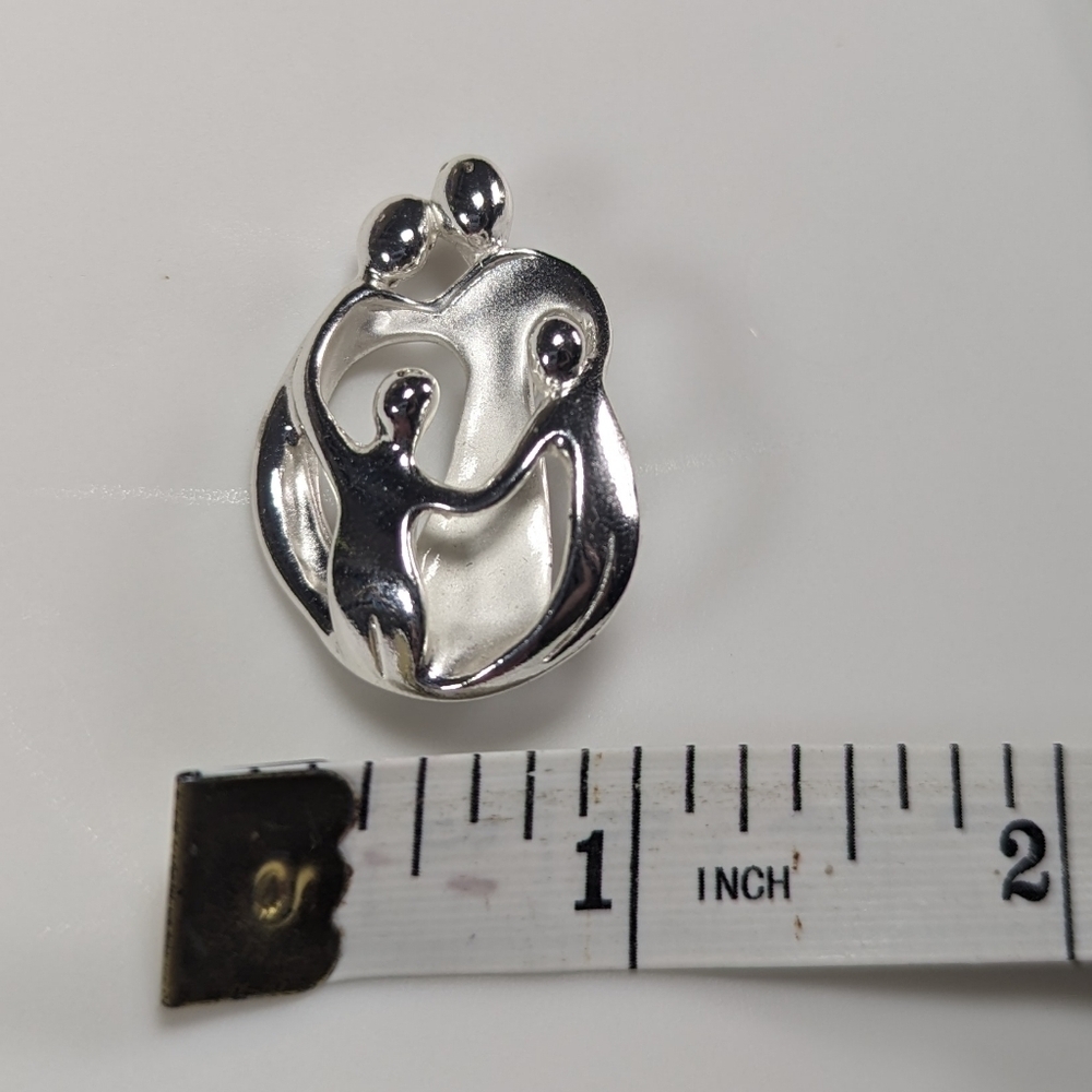 Carolyn Pollack Sterling Silver Family Of Four Brooch Mom Dad Daughter Son - Picture 2 of 3